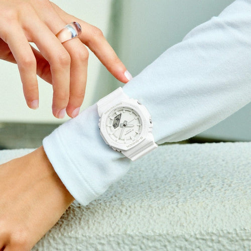 Reloj Casio GMA-P2100-7A