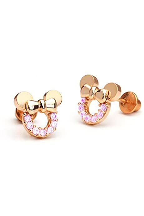 Tipos de aretes seguros para bebés: materiales y cierres adecuados