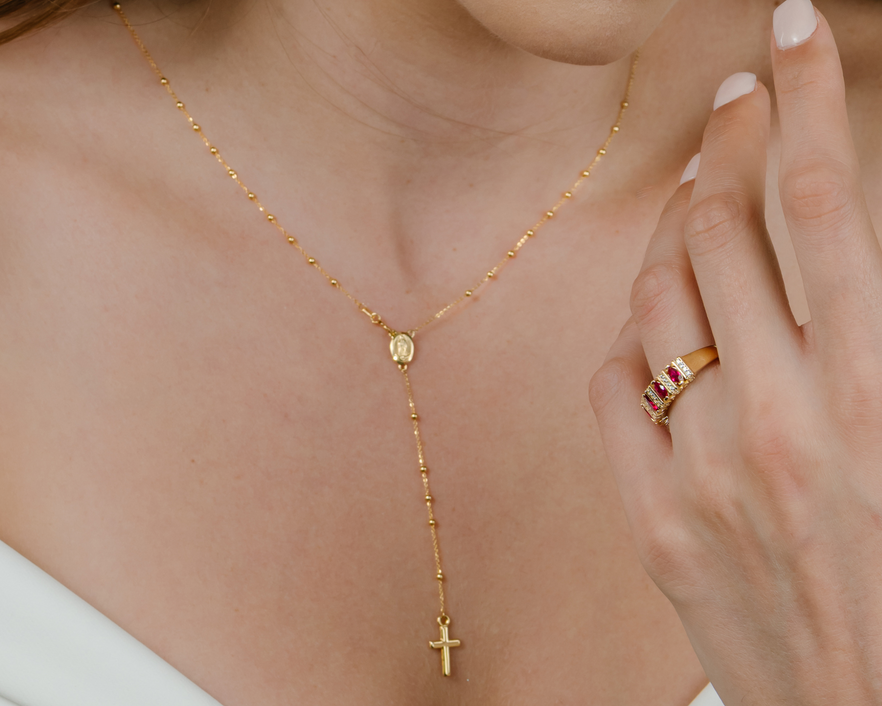 5 conjuntos de joyería de oro