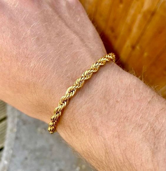 La durabilidad y longevidad de las pulseras de oro macizo