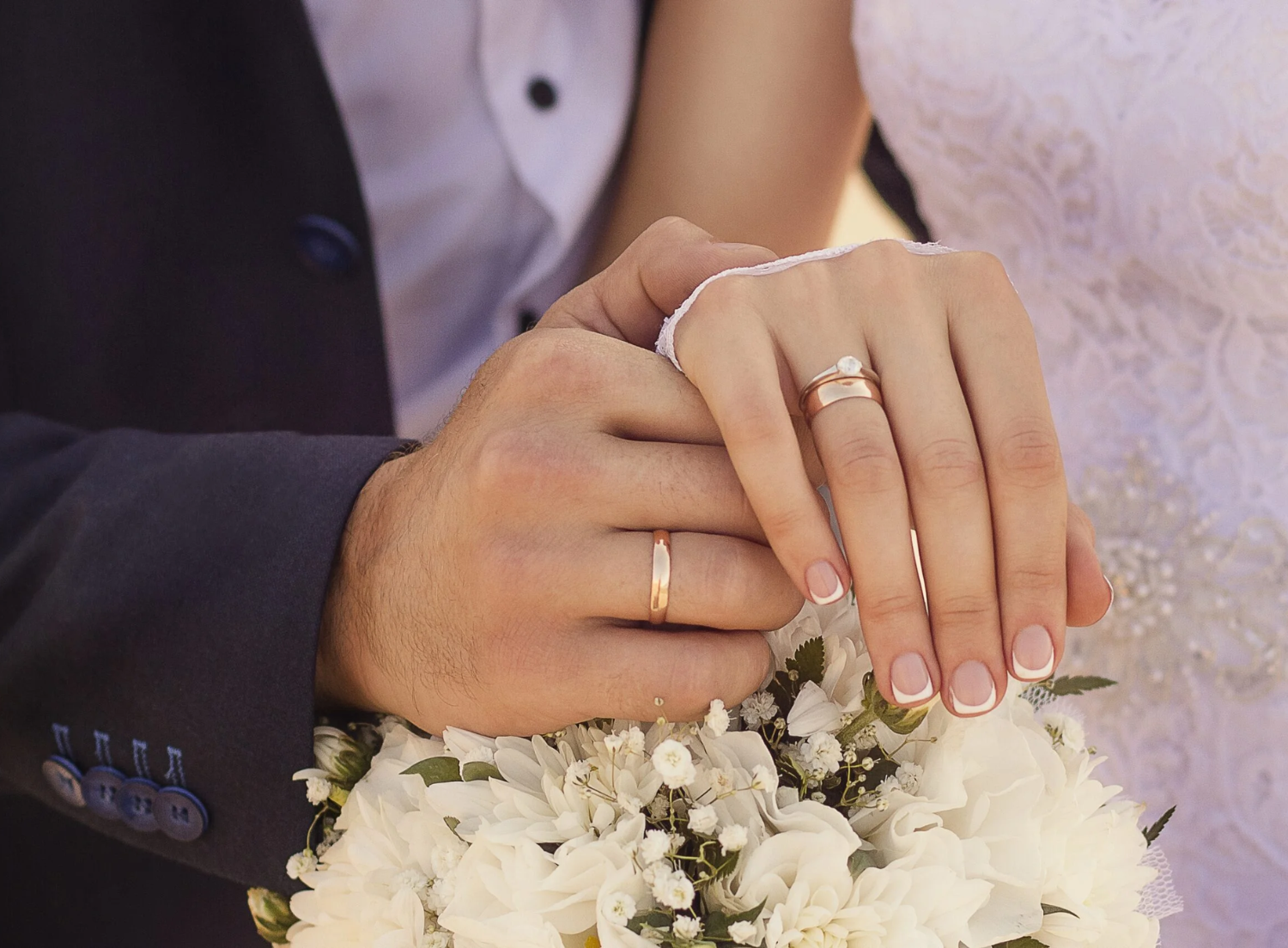 Guía completa para elegir las argollas de  matrimonio perfectas