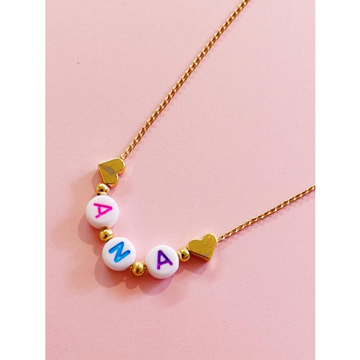 Collares con nombres o iniciales: una joya personalizada