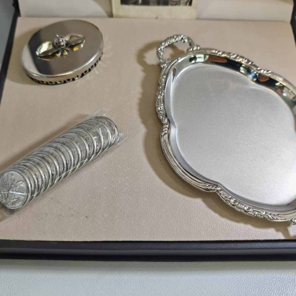 Cofre de arras Oro laminado Blanco Virgen de Guadalupe