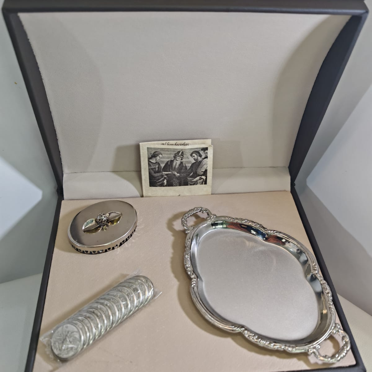 Cofre de arras Oro laminado Blanco Virgen de Guadalupe