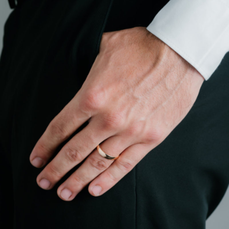 Argolla de matrimonio Confort. 4mm. Oro Amarillo 10K