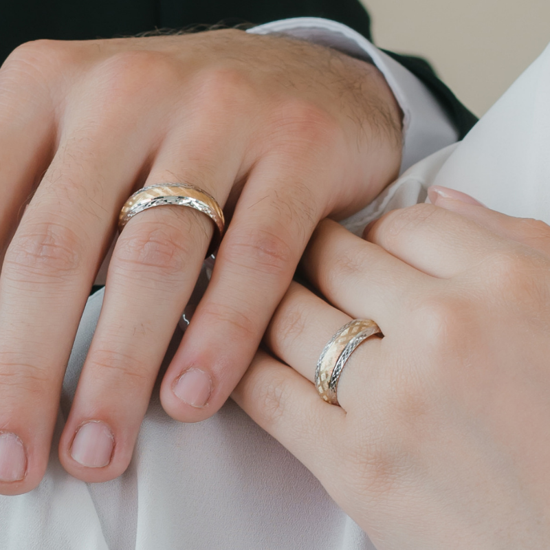 Argolla de matrimonio Confort. 6mm. Oro Bicolor 14K