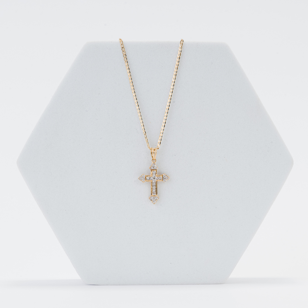 Dije de Cruz con Brillantes- Joyería de la casa - Oro Amarillo 14K