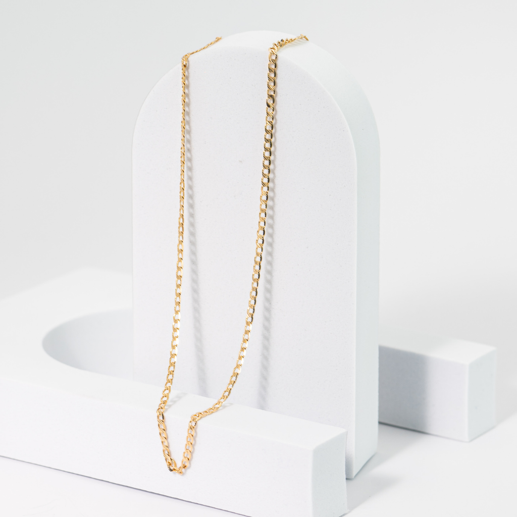 Cadena de Oro Amarillo 14K. Tejido Cartier 3x1. Medida 55 cm.