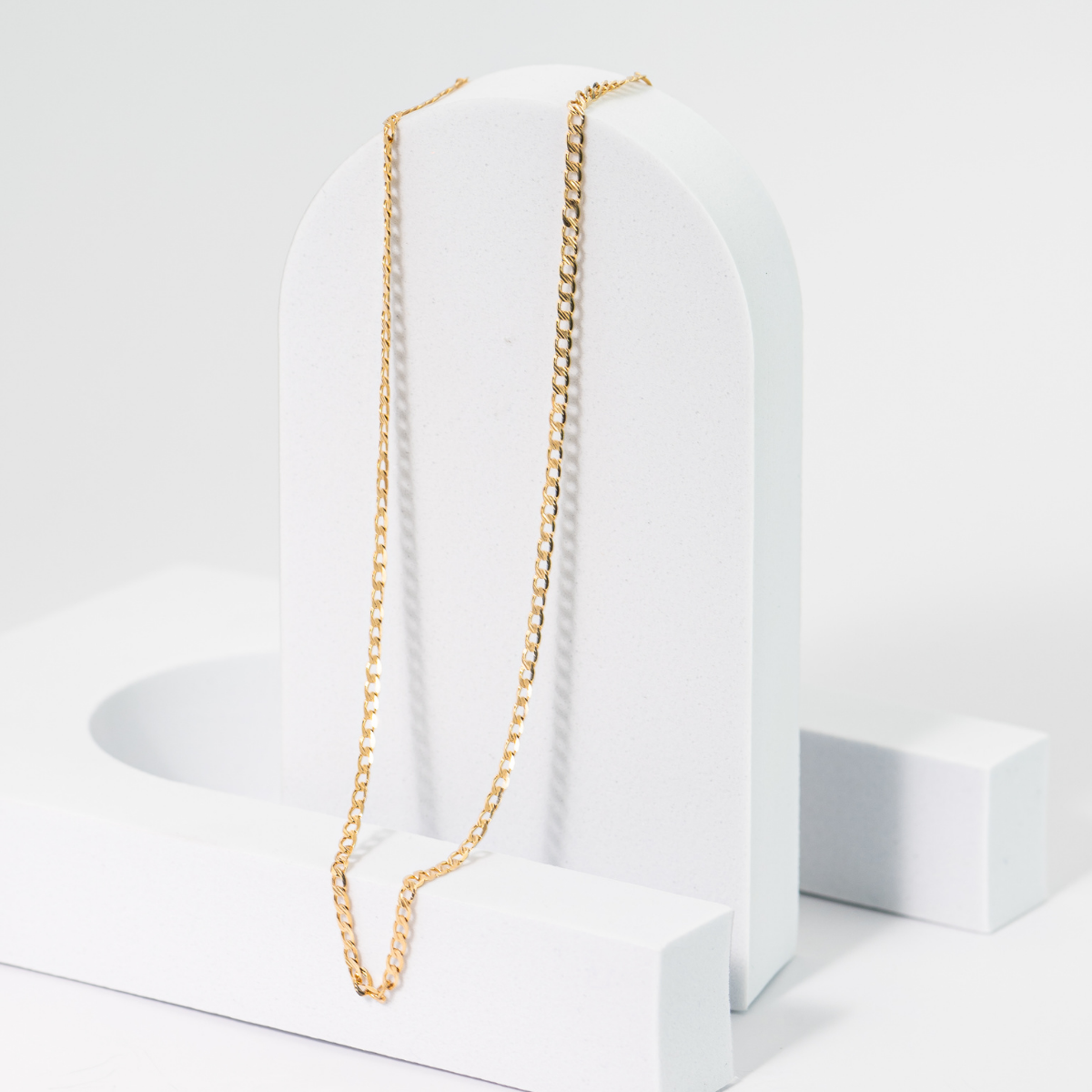 Cadena de Oro Amarillo 14K. Tejido Cartier 3x1. Medida 55 cm.