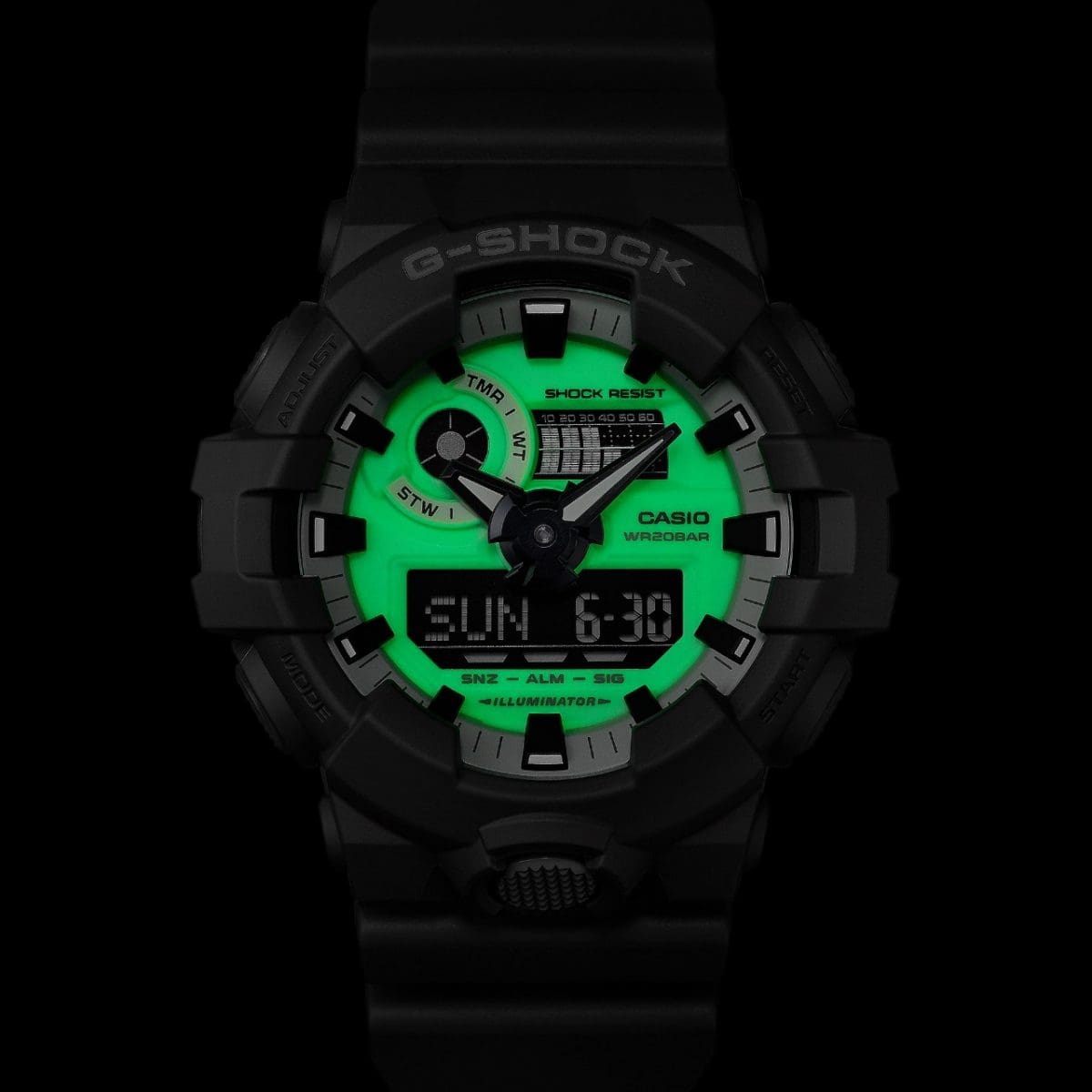 Reloj Casio G-Shock GA-700HD-8A